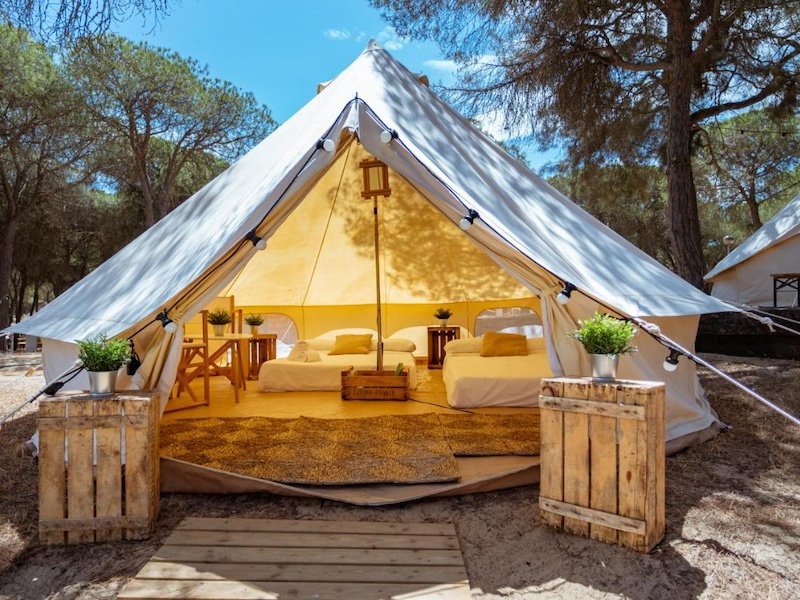 Glamping tenten op Camping Alquézar in de Sierra de Guara (Huesca, Aragon)