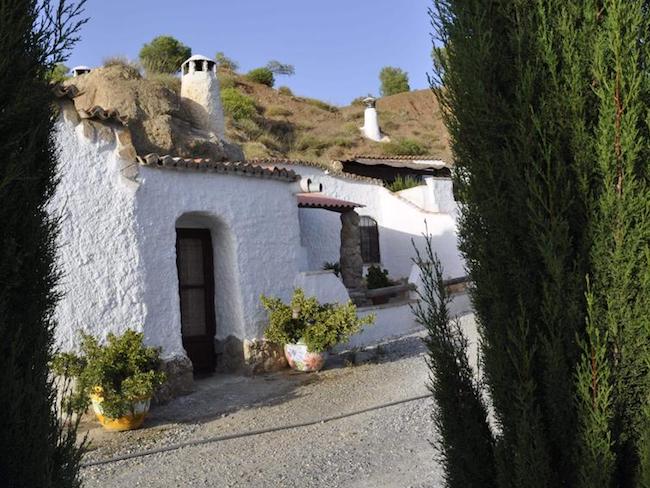 Vakantie in grotwoning bij Cuevas de Rolando (Geopark van Granada)