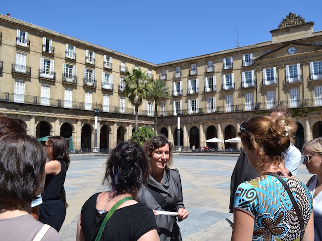 taalvakantie-spanje-Bilbao-plaza-mayor.jpg