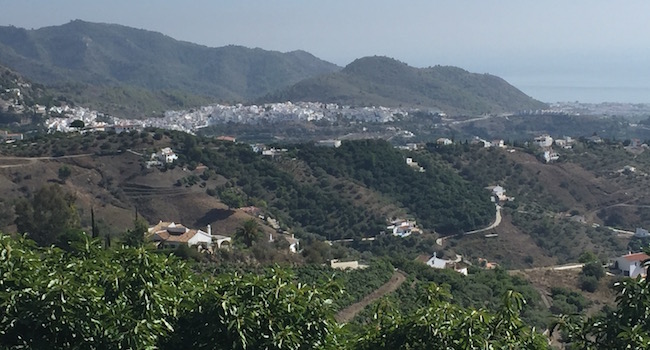 Een verbluffend uitzicht vanaf het terras van Restaurant La Venta de Frigiliana